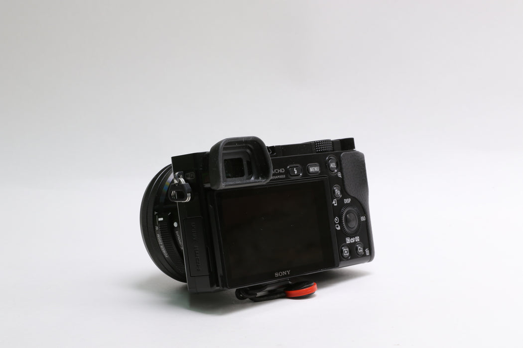 Sony Alpha a6000 Camera w/ E PZ 1-60mm f/3.5-5.6 OSS Lens, SC of 344! — photo 5 of 8