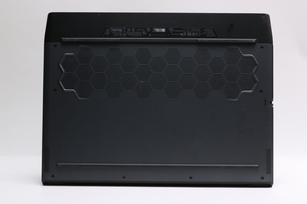 15" Alienware M15 R4, i7-10870H, 16GB, 512GB SSD, RTX 3070 Laptop GPU