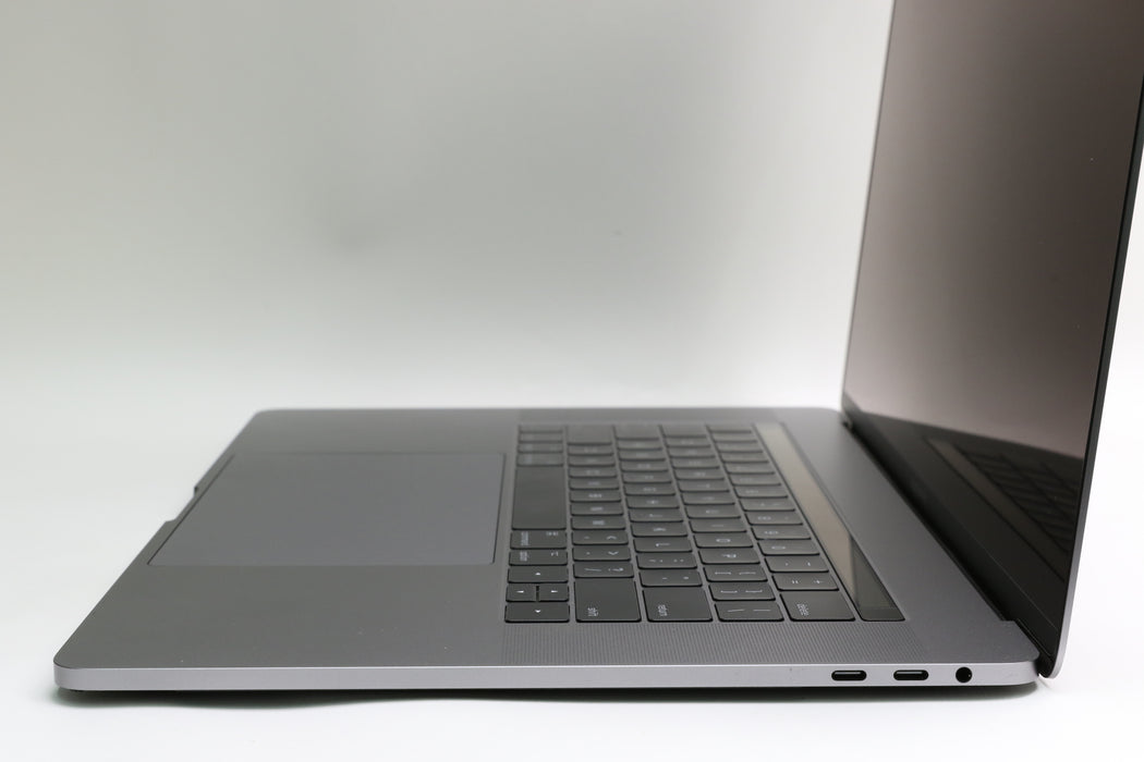 15" 2017, MacBook Pro, BTO, i7-7820HQ, 16GB, 1TB SSD