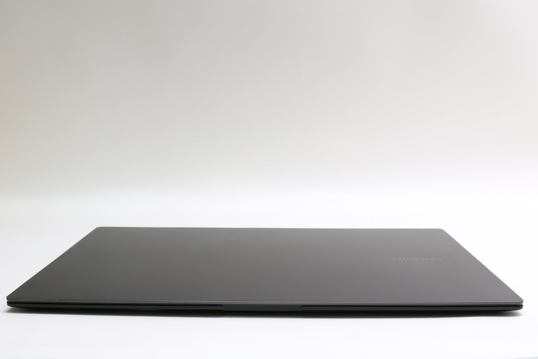 15.6" Samsung, 950xed, i7-1260P, 16GB, 512GB SSD