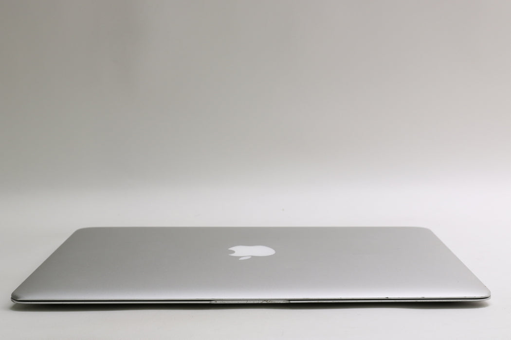 13" 2017, MacBook Air, BTO, i7-5650U, 8GB, 256GB SSD