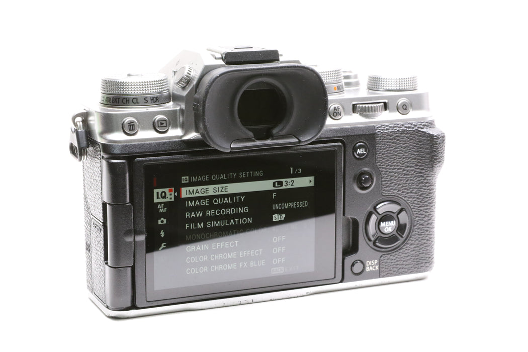 Fujifilm X-T4 26.1MP Mirrorless Camera w/ Box, Low Shutter Count of 7,505!