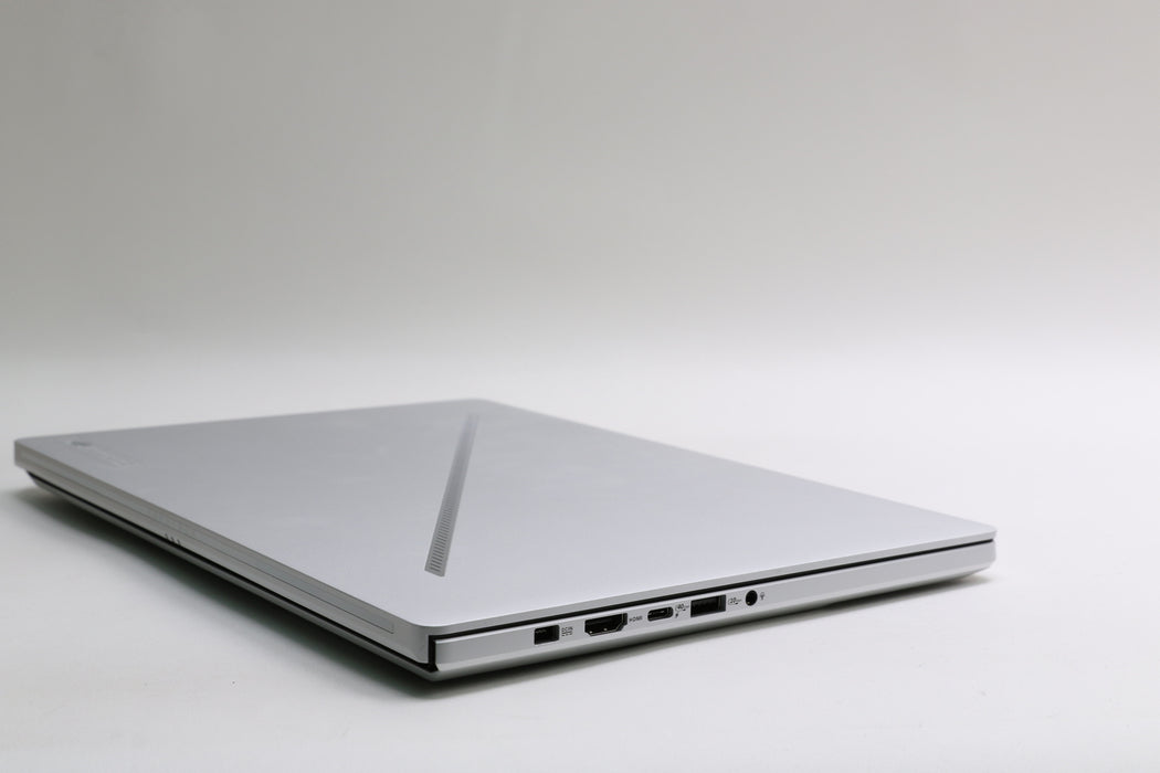 14" Asus Rog Zephyrus G14, AMD Ryzen AI 9 HX 370 w/, 32GB, 1TB SSD, RTX 507