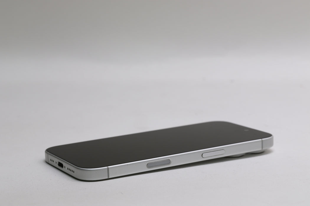iPhone 16, 256GB, Unlocked, White, MYAY3LL/A
