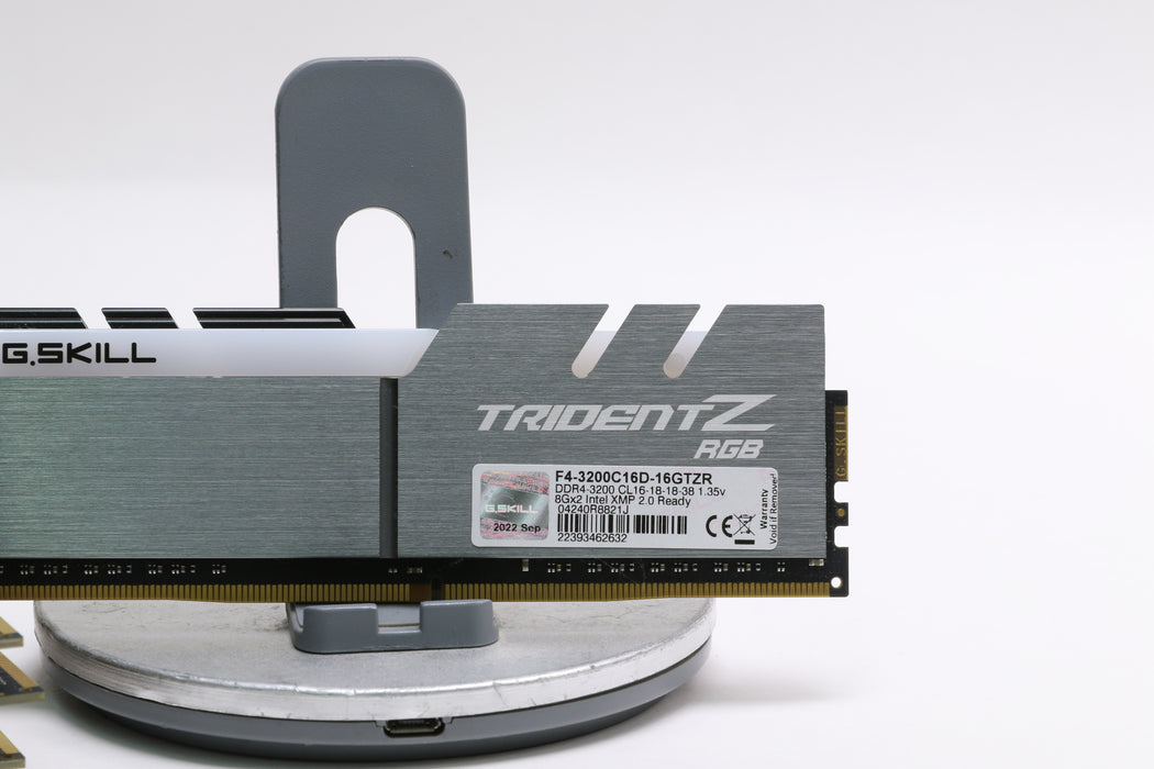G.SKILL Trident Z RGB 32GB (4x8GB) DDR4 3200MHz DIMM