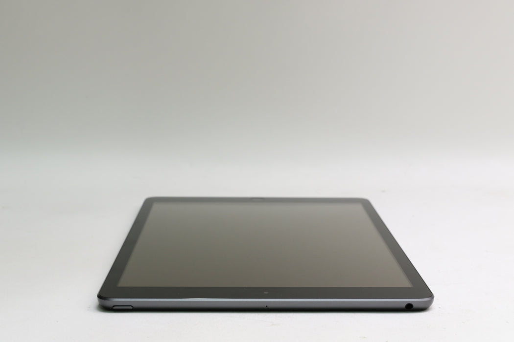 iPad 7th Gen, 128GB, Wi-Fi Only, Space Gray, MW772LL/A 10.2”