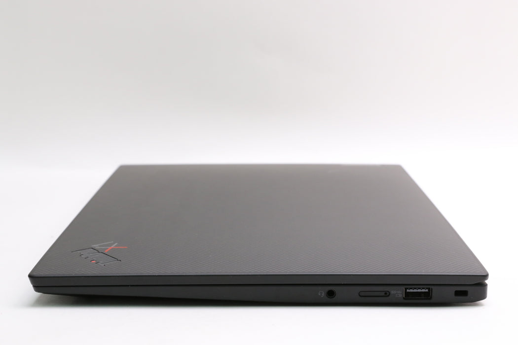 14" UHD+ Lenovo ThinkPad X1 Carbon Gen 10, i7-1270P, 32GB, 1TB SSD, 4K!