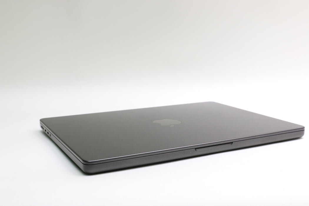 100% Battery! 14" 2024, MacBook Pro, MX2H3LL/A, Apple M4 Pro, 24GB, 512GB, 16C
