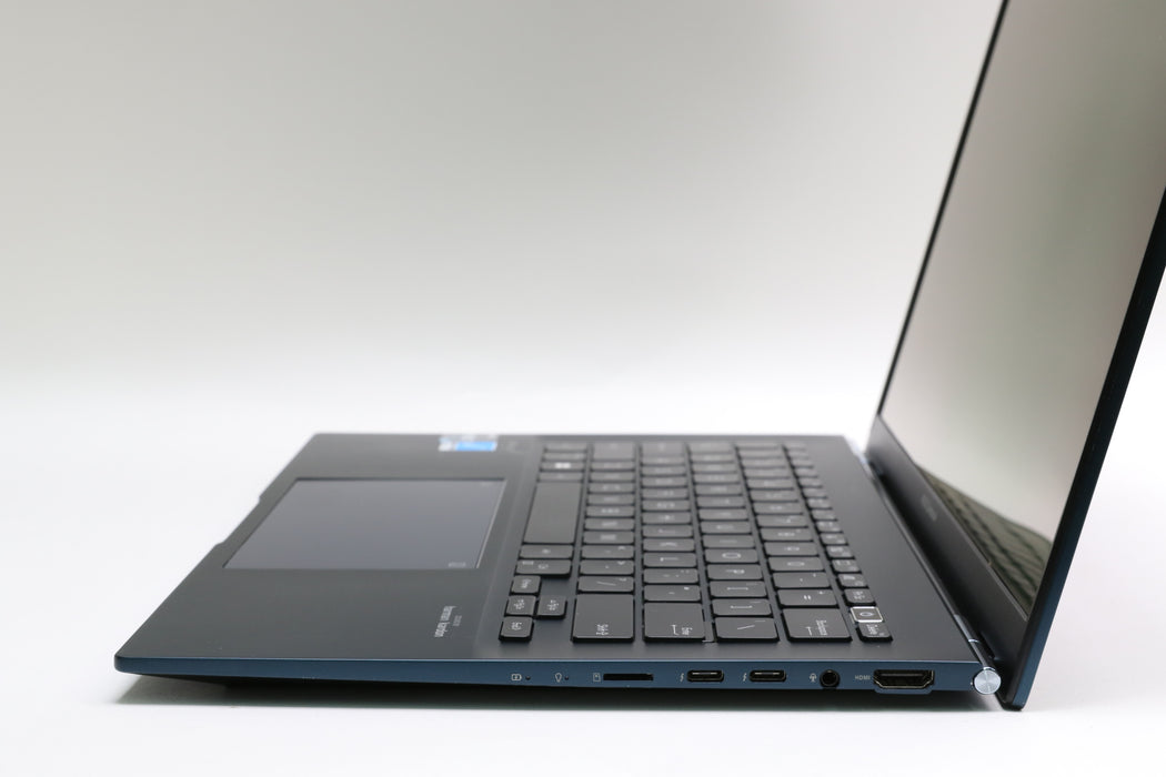 14" Asus, Zenbook Ux3402za, 12th Gen i5-1240P, 8GB, 256GB SSD