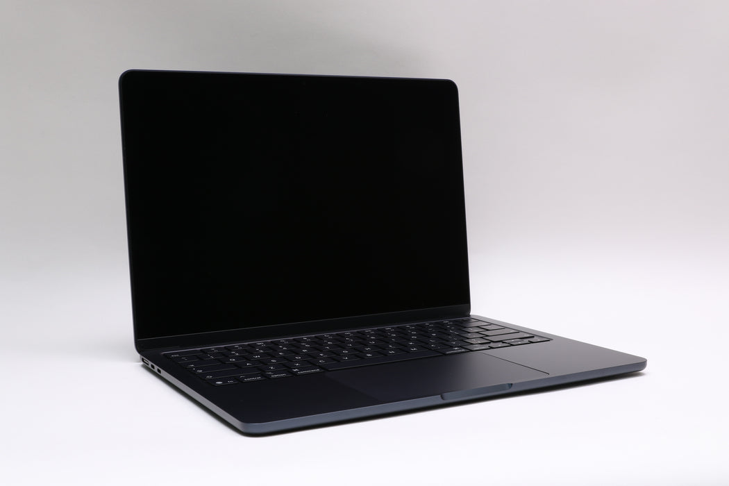 13" 2026, MacBook Air, MDHE4LL/A, Apple M5, 16GB, 512GB SSD, 8C, 100% Battery — photo 2 of 13