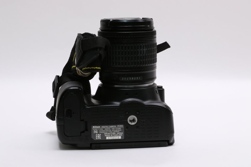 Read! Nikon D5300 DSLR Camera w/ 18-55mm f/3.5-5.6G VR Lens, 9.2K SC!
