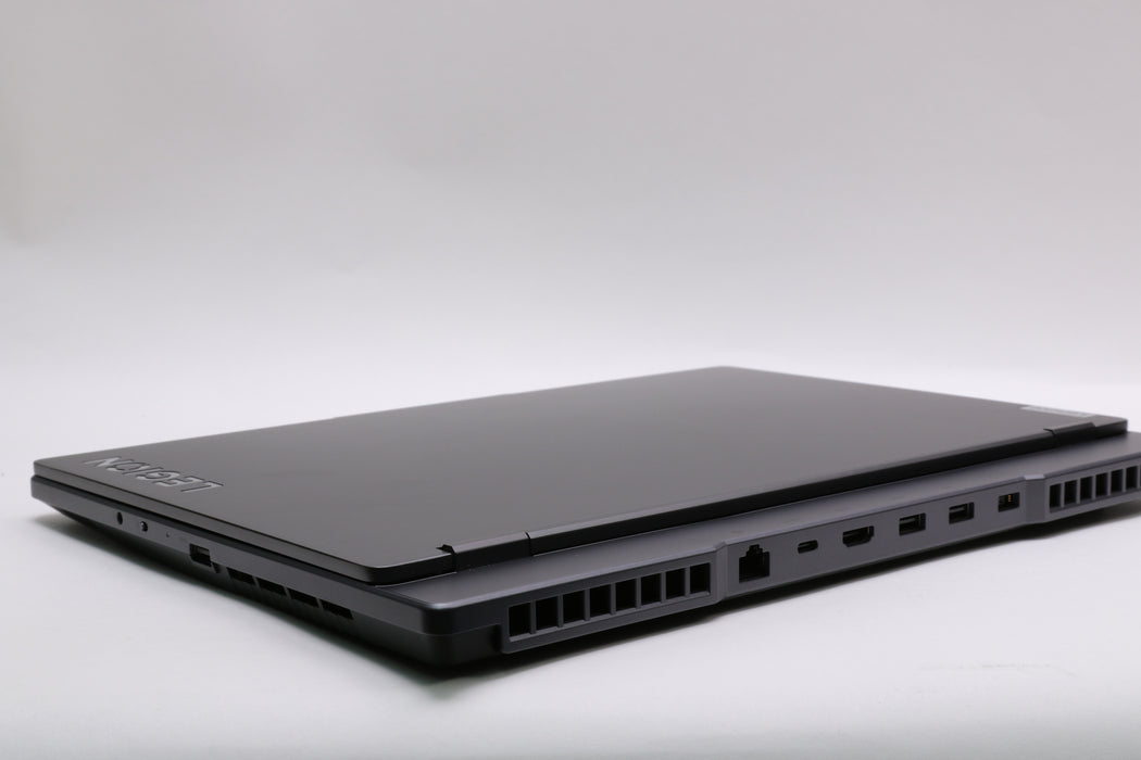 15" Lenovo Legion 5 15IAH7H, i7-12700H, 16GB, 512GB SSD, RTX 3060 — photo 7 of 13