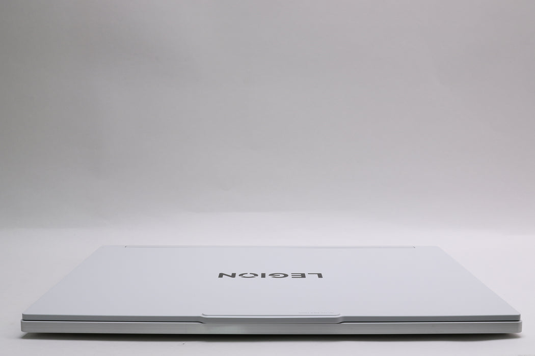 16" QHD+ Lenovo Legion 7 16IAX10, Ultra 9 275HX, 32GB, 1TB SSD, RTX 5070 — photo 12 of 13