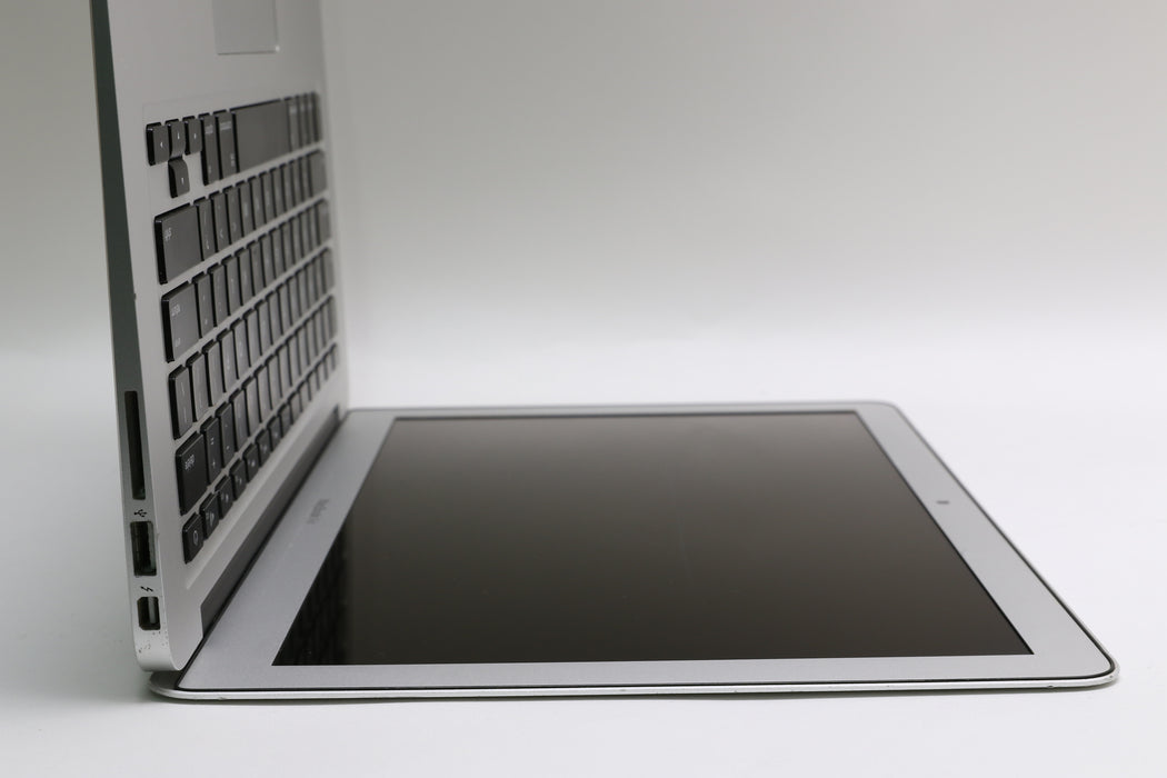 New Battery! 13" Early 2015, Macbook Air, MJVG2LL/A, i5, 4GB, 256GB SSD