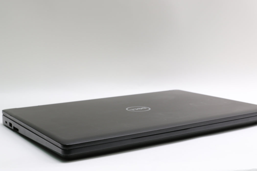 15.6" Dell, Precision 3520, i7-7700HQ 2.80GHz, 16GB, 256GB SSD, Quadro M620