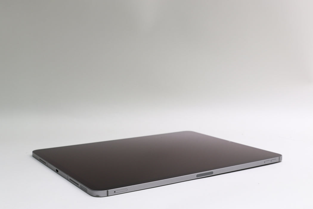iPad Pro 6th Gen, 128GB, Unlocked, Space Gray, MP5X3LL/A 12.9”