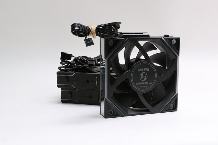 Lian Li Uni Fan TL Wireless LCD 120mm Fans 3x Pack