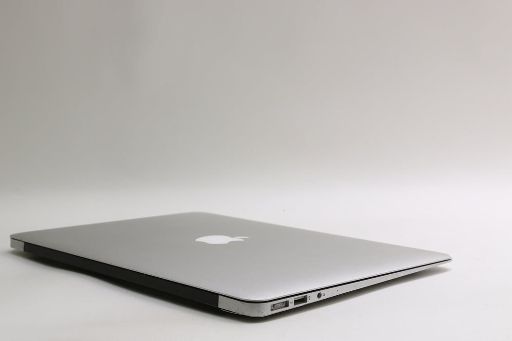 13" 2017, MacBook Air, BTO, i7-5650U, 8GB, 256GB SSD