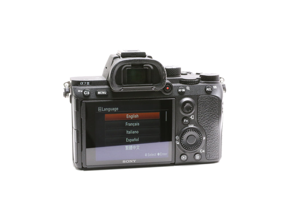 Sony Alpha a7 III 24.2MP Mirrorless Camera w/ 28-70mm f/3.5-5.6 Lens, SC of 622!