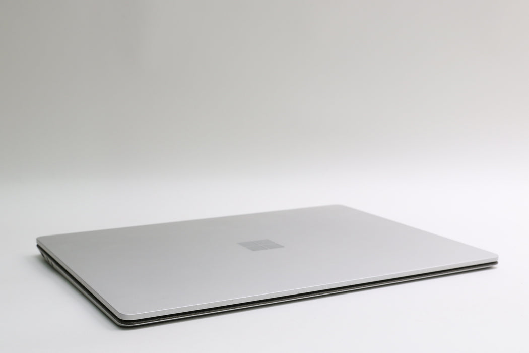 13.5" Microsoft Surface, i7-8650U, 16GB, 512GB SSD, Touchscreen