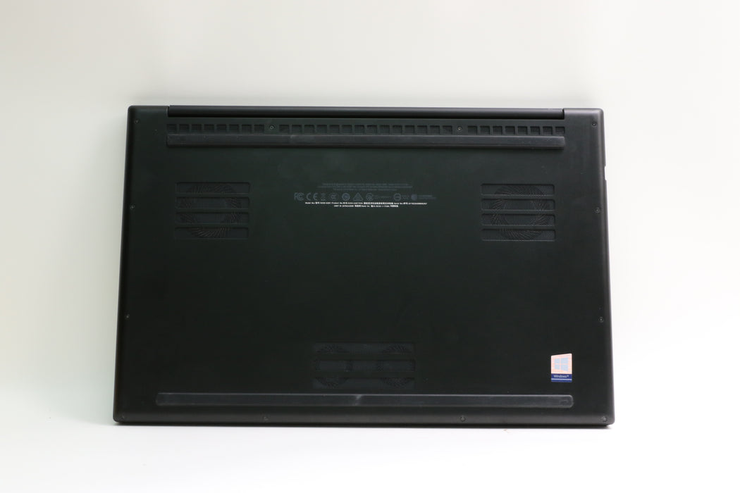 17.3" Razer Blade Pro 17, i7-9750H 2.60GHz, 16GB, 512GB SSD, RTX 2070, 2019