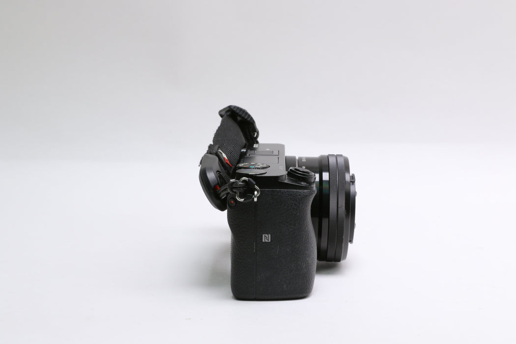 Sony Alpha a6000 24.3MP Camera w/ E PZ 16-50mm f/3.5-5.6 OSS Lens, 16K SC! — photo 3 of 9