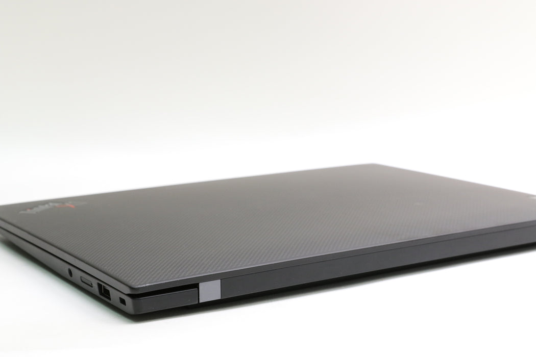 14" UHD+ Lenovo Thinkpad X1 Carbon Gen 10, i7-1270P, 32GB, 1TB SSD