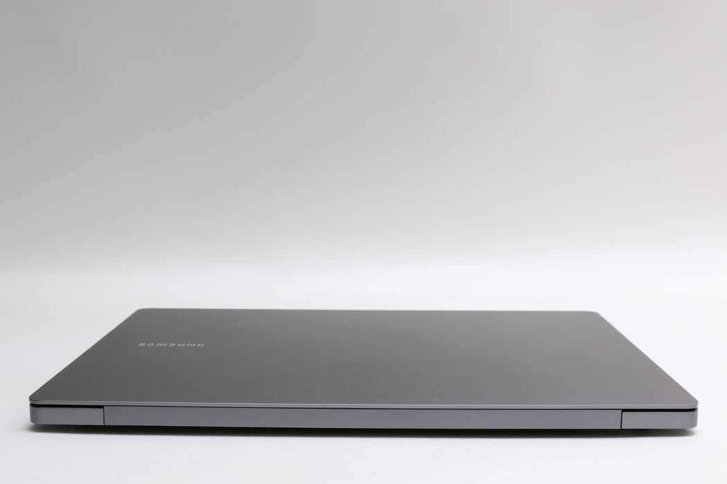 14" Samsung Galaxy Book5 Pro, Ultra 7 256V, 16GB, 512GB, 120Hz OLED Touchscreen!