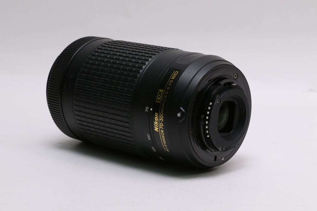 Nikon D7500 Camera w/ Nikon AF-P DX 18-55mm, 70-300mm, 2x OEM Batteries, 10K SC! — photo 12 of 15