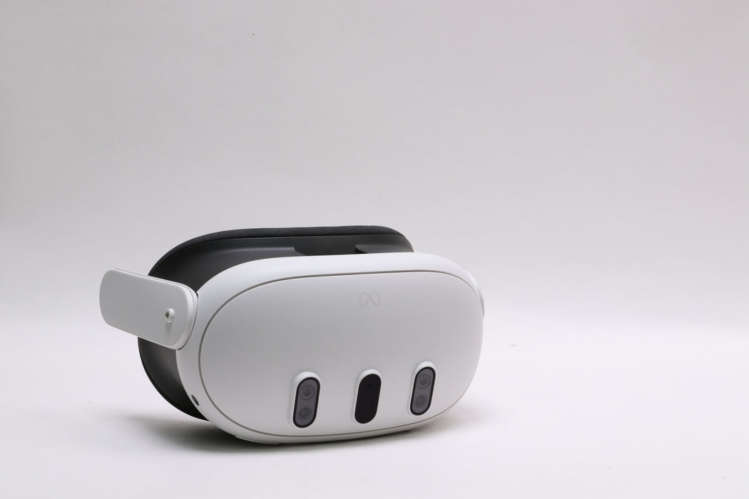 Meta Quest 3 128GB VR Headset w/ Controllers, Elite Strap, Third Party Strap! — photo 2 of 5
