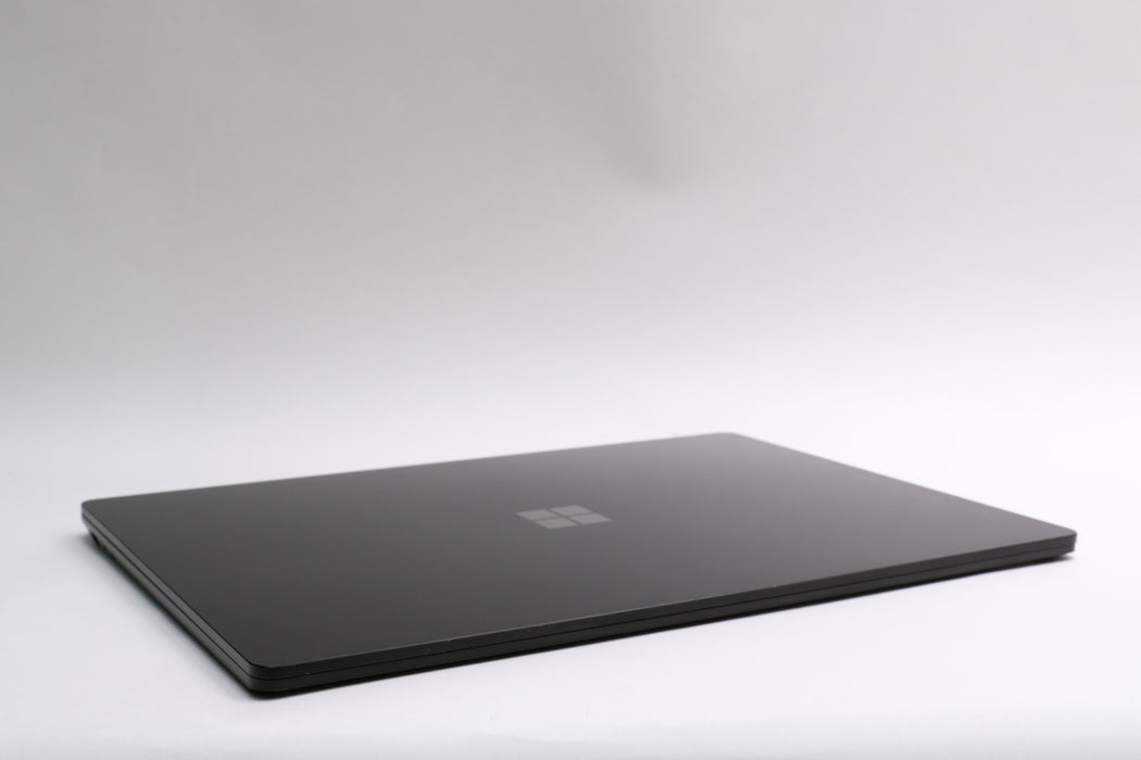 15" Microsoft Surface Laptop 5, i7-1265U, 32GB, 1TB SSD, Touchscreen