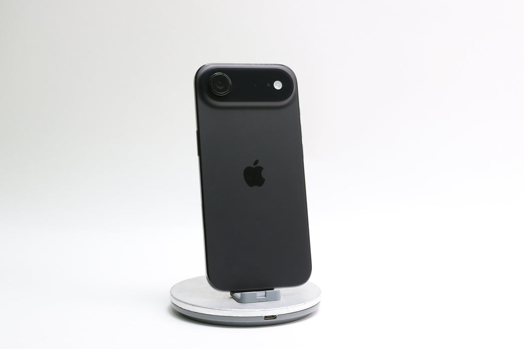 Apple iPhone Air, 1TB, Unlocked, Space Black, MG1L4LL/A — photo 4 of 12