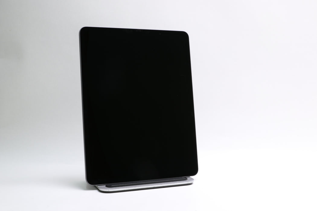 12.9" Apple iPad Pro M1, 5th Gen, 512GB, Wi-Fi, Space Gray, MHNK3LL/A w/ KB! — photo 3 of 13