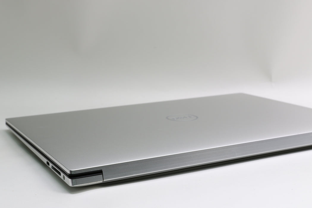 15.6" Dell XPS 15 9500, i7-10875H 2.30GHz, 32GB, 2TB SSD, Touchscreen