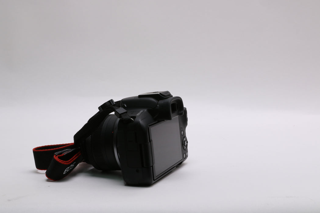 Canon EOS R50 24.2MP Mirrorless Camera w/ 18-45mm f/4.5-6.3 Lens, Low SC of <1K! — photo 5 of 9