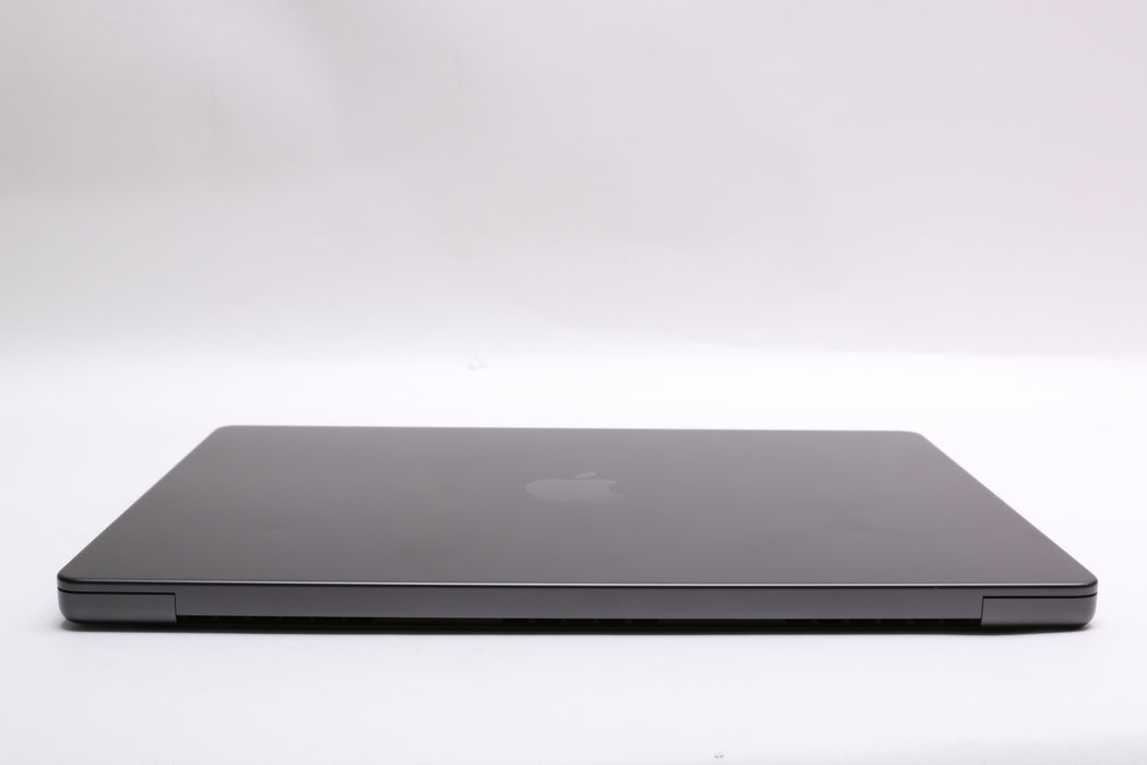14" 2025, MacBook Pro, MDE04LL/A, Apple M5, 16GB, 512GB SSD, 10C, 100% Battery!