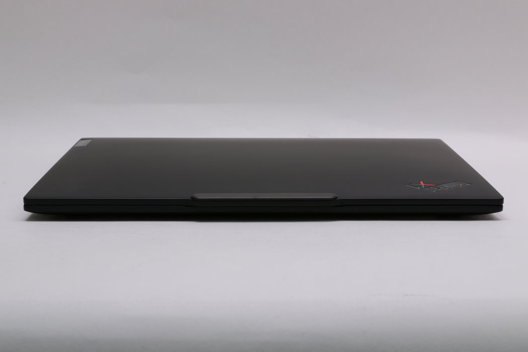 14" Lenovo ThinkPad X1 Carbon Gen 12, Ultra 7 165U, 32GB, 512GB SSD, Touchscreen — photo 8 of 13
