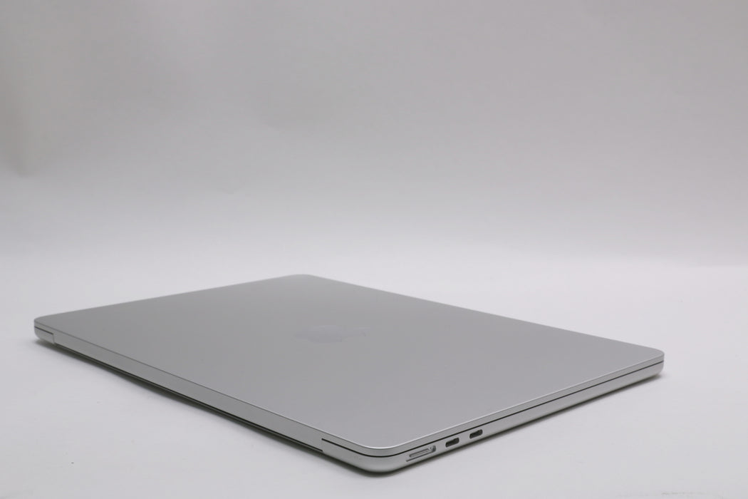 13" 2025, MacBook Air, MC654LL/A, Apple M4, 24GB, 512GB SSD, 10C — photo 9 of 12