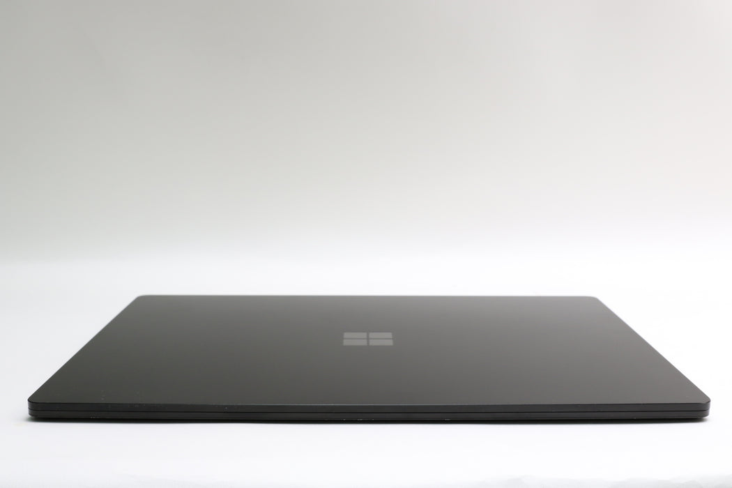 15.4" Microsoft Surface Laptop 5, i7-1265U, 32GB, 1TB SSD, Touchscreen