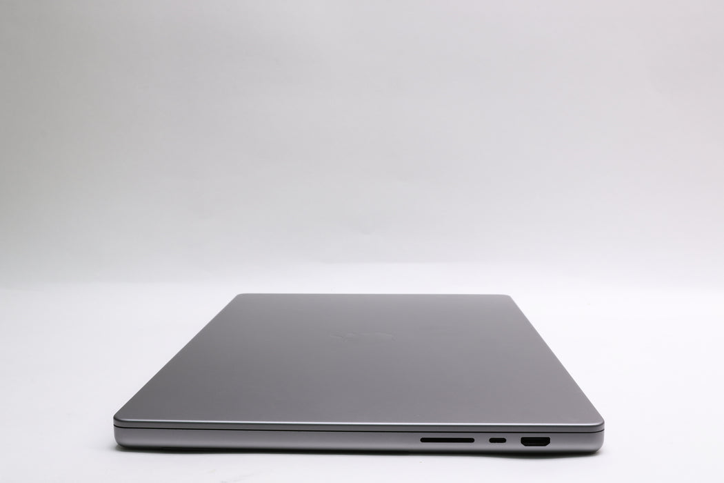 16" 2021, MacBook Pro, BTO, Apple M1 Pro, 32GB, 1TB SSD, 16C — photo 6 of 13