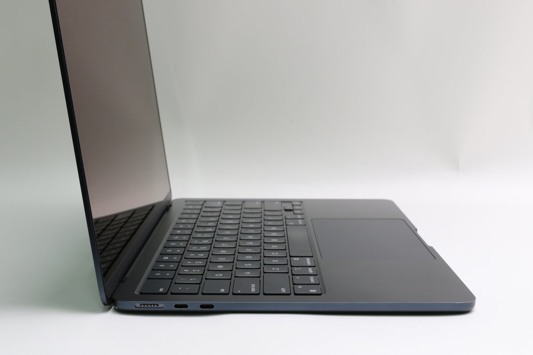 13" 2022, Macbook Air, MLY43LL/A, 3.49 GHz Apple M2, 8GB, 512GB SSD, 10C