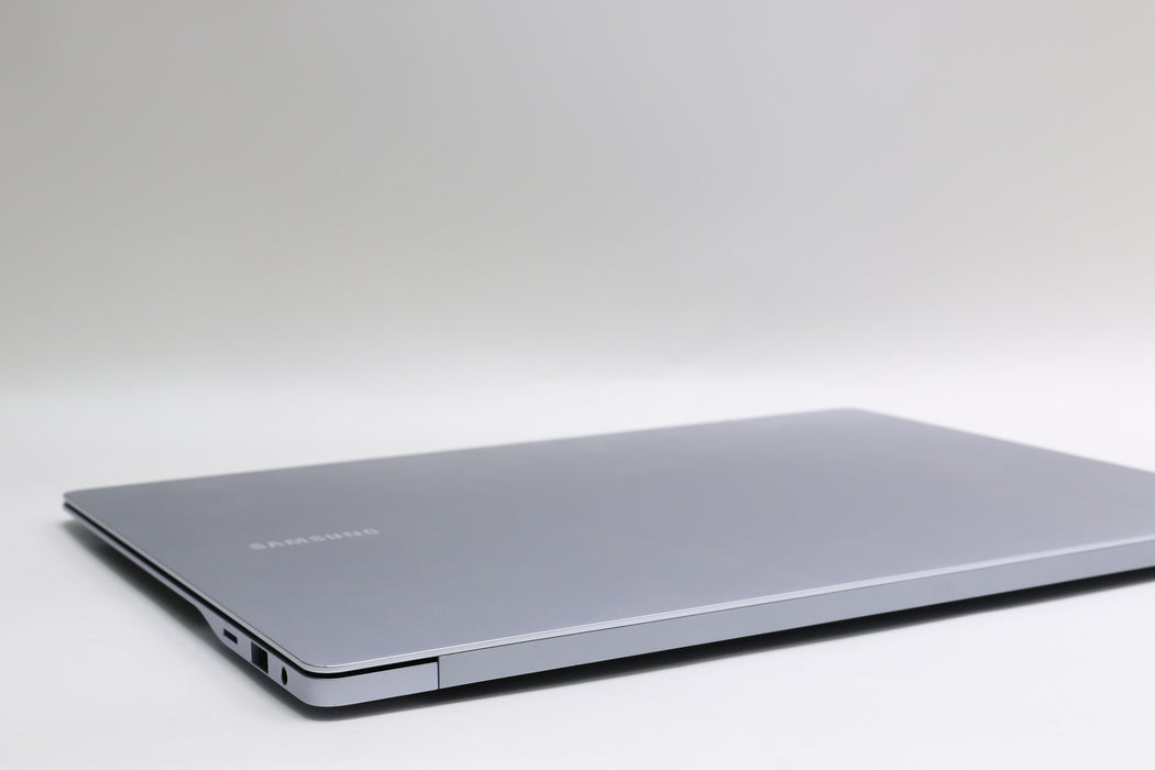 16" Samsung, Galaxy Book4 Edge, Snapdragon X Elite, 16GB, 512GB, AMOLED, Touch!