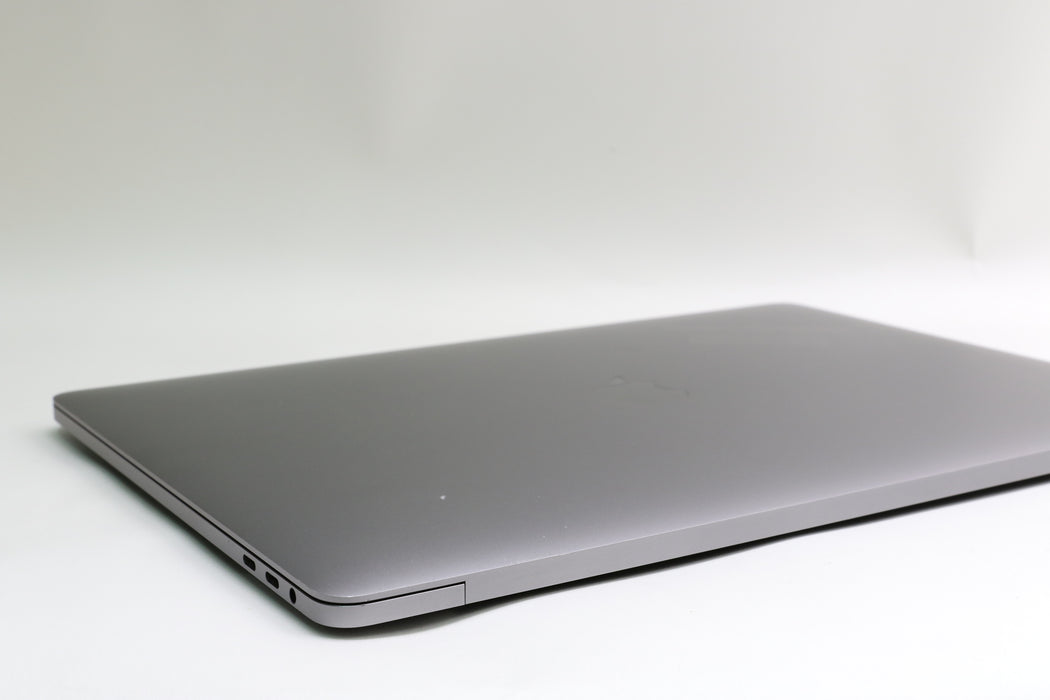 15" 2017, MacBook Pro, BTO, i7-7820HQ, 16GB, 1TB SSD