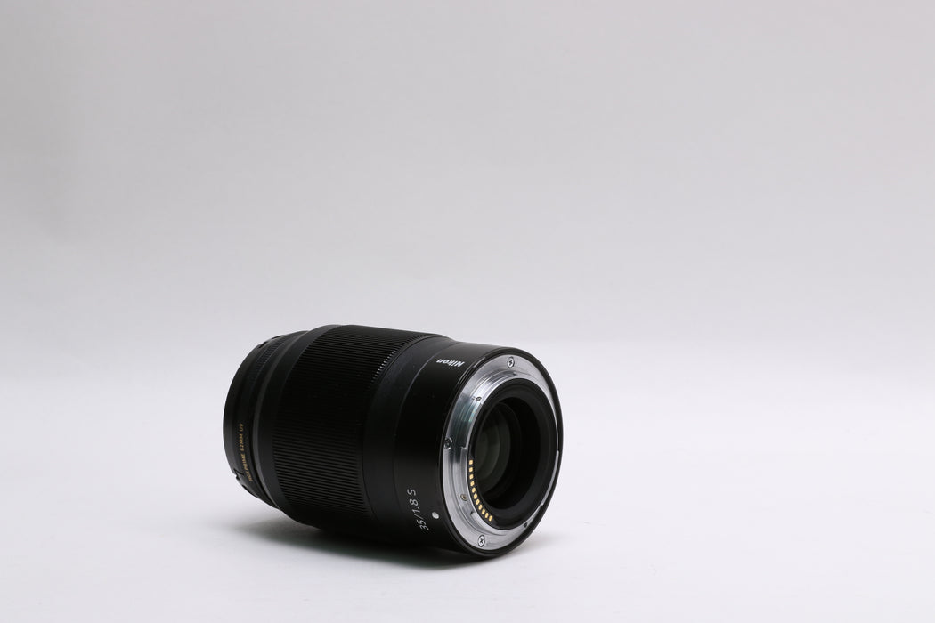 Nikon NIKKOR Z 35mm f/1.8 S Lens w/ UV Filter, Lens Hood! — photo 5 of 5