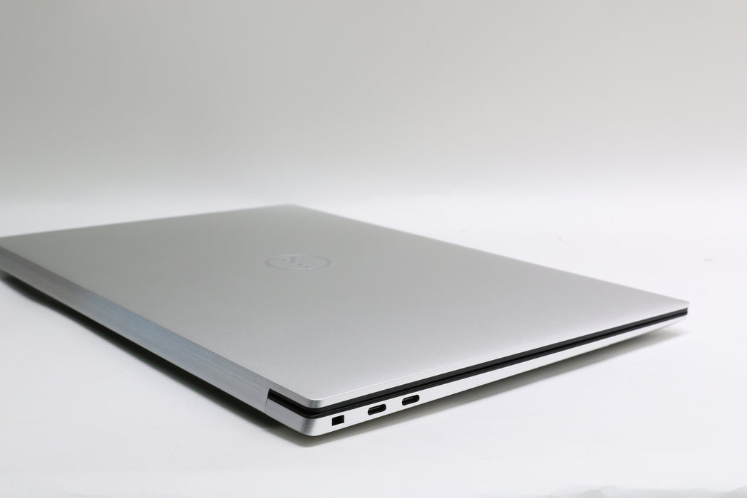 15" Dell XPS 15 9530, i9-13900H, 32GB, 954GB, RTX 4070, 3.5K OLED Touchscreen!