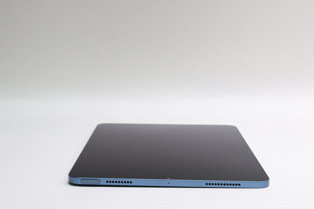 iPad Air M1, 5th Gen, 64GB, Wifi Only, Blue, MM9E3LL/A 10.9" + Pencil!