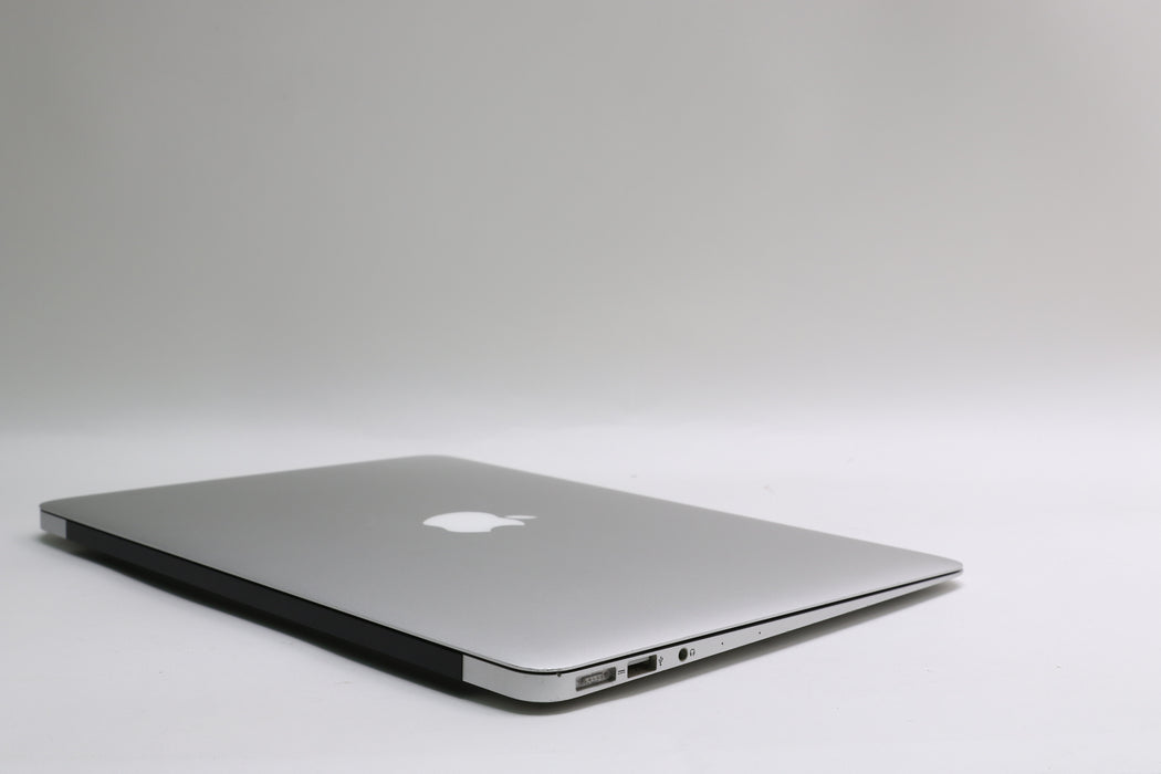 13" Mid 2013, MacBook Air, MD760LL/A, i5-4250U 1.30GHz, 4GB, 128GB SSD