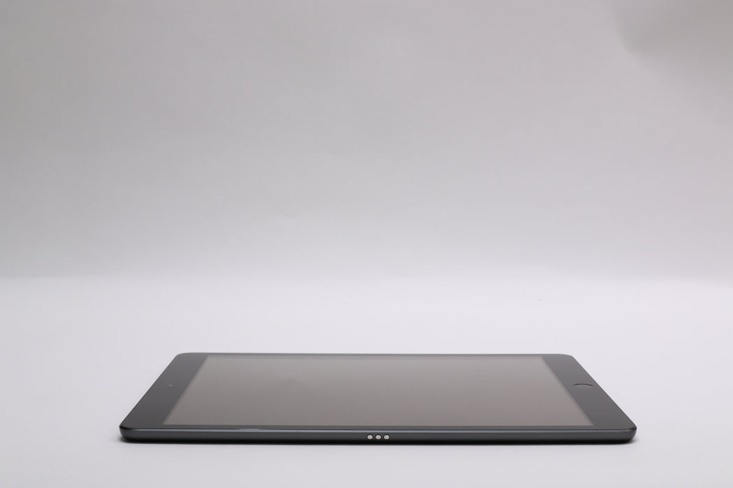 10.2" iPad 8th Gen, 128GB, Wi-Fi Only, Space Gray, MYLX2LL/A