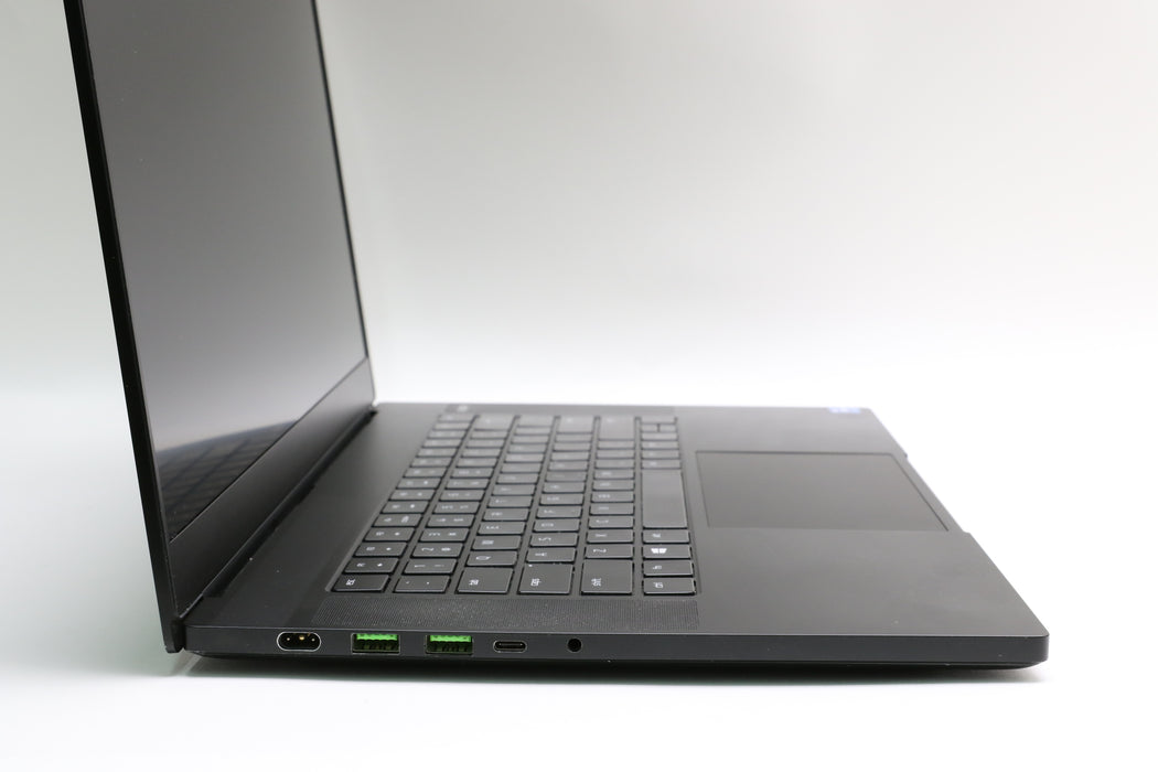 100%BATT 15" QHD Razer Blade 15, i7-11800H, 40GB, 1TB SSD, RTX 3070