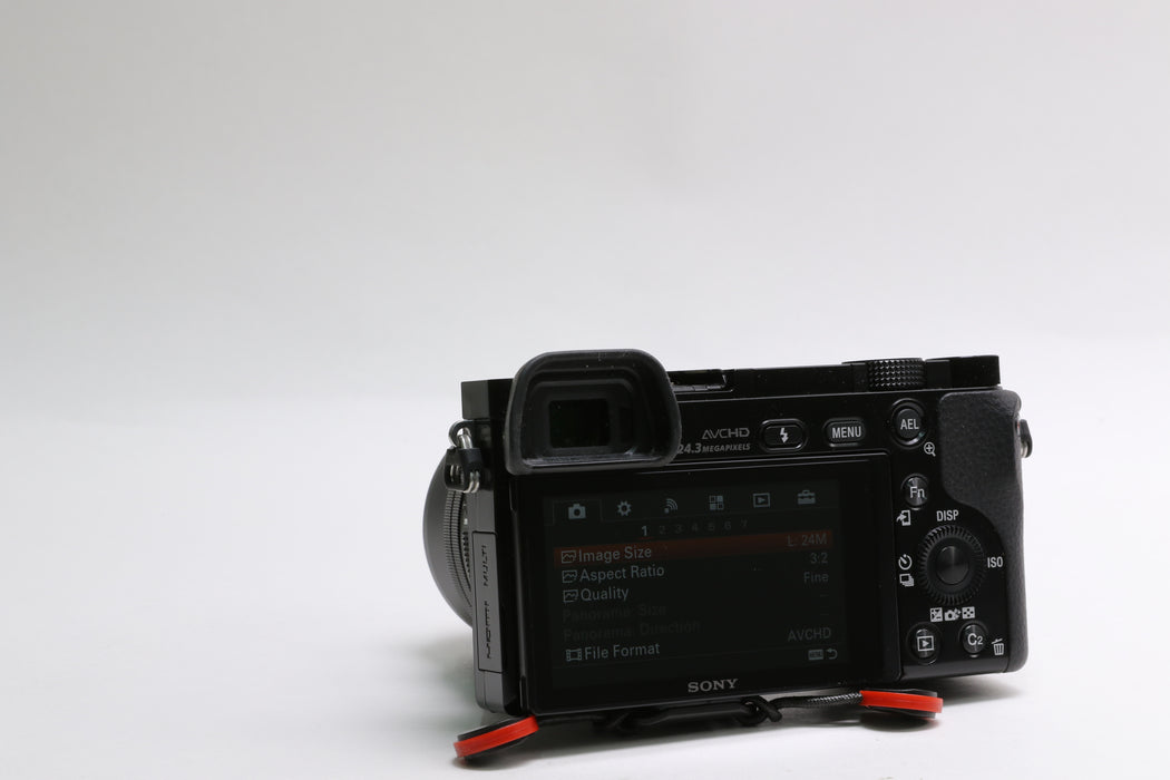 Sony Alpha a6000 Camera w/ E PZ 1-60mm f/3.5-5.6 OSS Lens, SC of 344! — photo 6 of 8